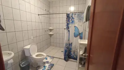 Un baño de Departamento cora