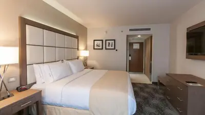 Cama o camas de una habitación en Holiday Inn Express & Suites Chihuahua Juventud by IHG