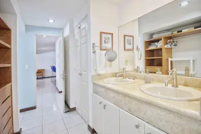 Un baño de Quintas del Mar II