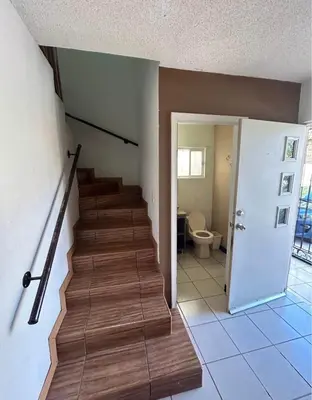 Plano de Casa cerca del aeropuerto