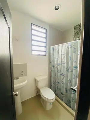 Un baño de Residencia completa cerca de zona norte