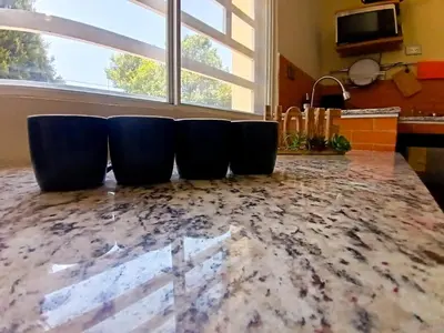 Una televisión o centro de entretenimiento en Habitación arena, Paseo Durango