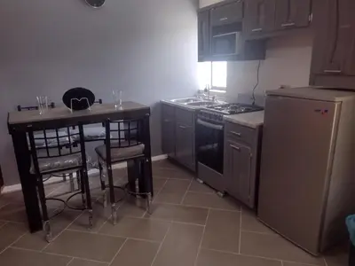 Una cocina o zona de cocina en Céntrico y accesible