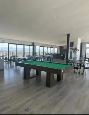 Mesa de billar en Suzat Descansa como en casa