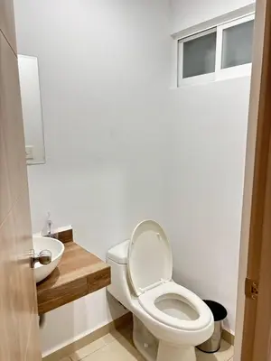 Un baño de Almarena Residencial