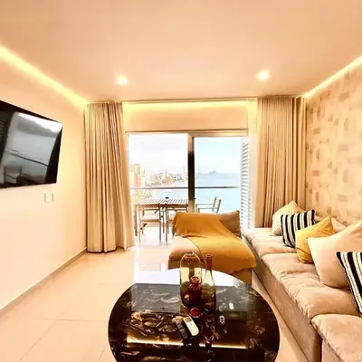 Condominio de Lujo con Impresionante Vista al Mar