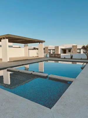 Piscina en o cerca de Rustic, modern, sun and beach