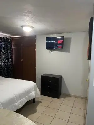 Una televisión o centro de entretenimiento en Estudio céntrico en bolivar