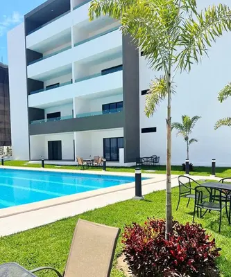 Piscina en o cerca de Marina Cerritos - Blanco Celeste - 5 Albercas