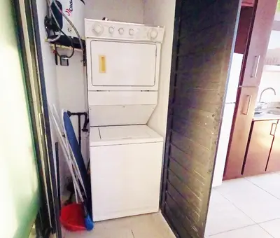 Una cocina o zona de cocina en Soho Primavera Depto Moderno Malecón y Playas 1 Min