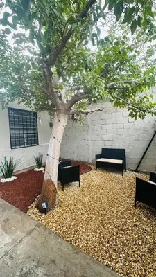 Jardín al aire libre en Comfortable house