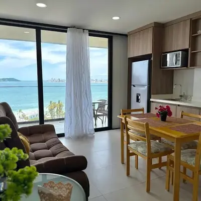 Getaway with Incredible Sea View