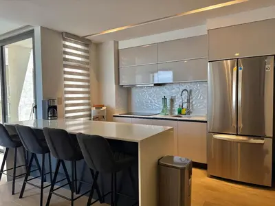 Una cocina o zona de cocina en Hermoso Depa sobre el Malecón