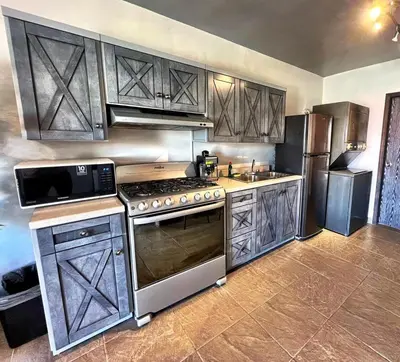Una cocina o zona de cocina en Apartment near consulate D4