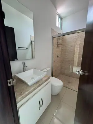 Un baño de Modern and Cozy Apartment in Real del Valle Mazatlan
