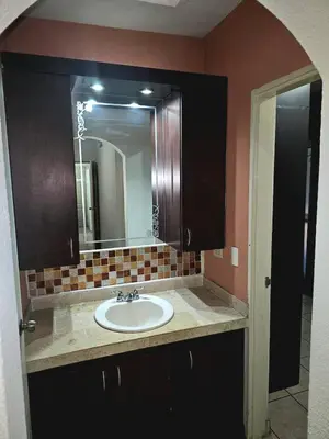 Un baño de Private, centrally located, spacious and comfortable residence