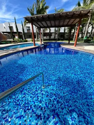 Piscina en o cerca de Pacific Nest House Steps from the beach