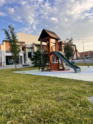 Zona de juegos infantil en Puerta Sevilla