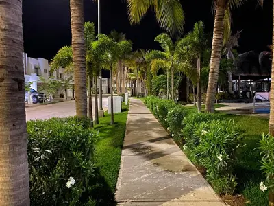 Jardín al aire libre en Palmilla Sunscape By GEstores