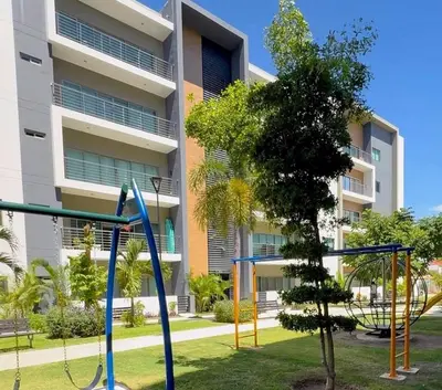 Zona de juegos infantil en Portezza Residencial de Lujo Familiar