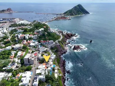 Plano de Casa Paseo Centenario, Alberca infinity Privada.