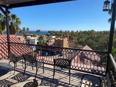 Un balcón o terraza de Pez Vela Suite - Right in the Center and Beach