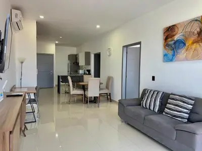 Una cocina o zona de cocina en Apartment Close to the Beach with Pool