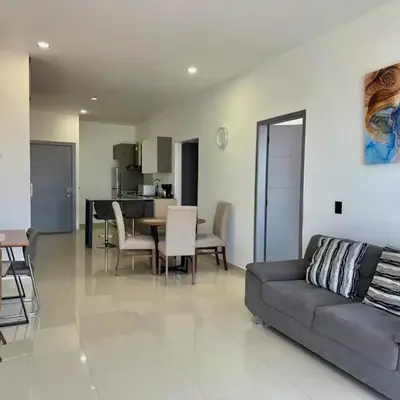 Apartment Close to the Beach with Pool