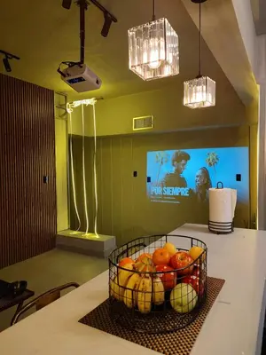Comida en o cerca de este apartamento