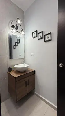 Un baño de Casa La Amistad Comoda Casa con 3 Habitaciones