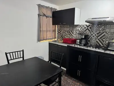 Una cocina o zona de cocina en SUITE 5 Del Centro de Cuauhtémoc Chihuahua