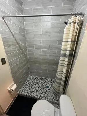Un baño de Casa amplia y céntrica cerca de Laguna del Náinari