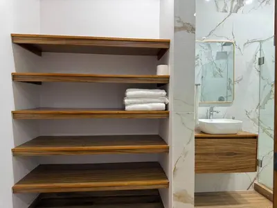 Un baño de Depa con terraza panoramica al mar y la ciudad