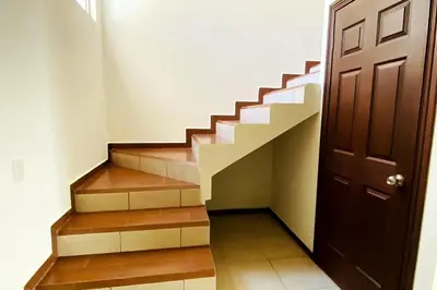 Plano de Casa Moderna al Norte, Vista Panorámica, Super Bien ubicada