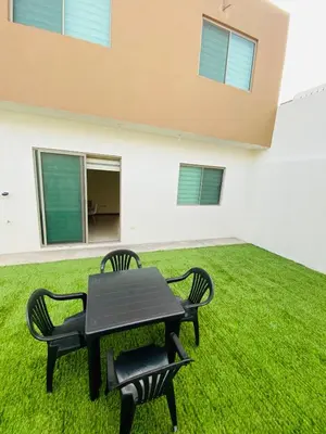 Jardín al aire libre en Casa Moderna al Norte, Vista Panorámica, Super Bien ubicada