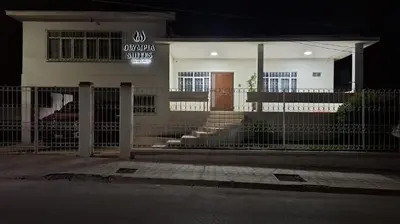 Edificio en el que se encuentra el apartahotel