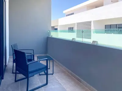 Plano de Cozy apartment with pools near the beach