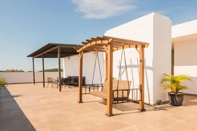 Plano de Cozy apartment with pools near the beach
