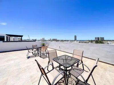 Plano de Cozy apartment with pools near the beach