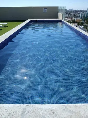 Plano de Beautiful apartment 1 block from the beach