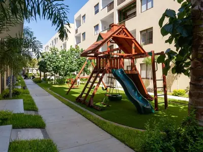 Plano de Beautiful apartment 1 block from the sea
