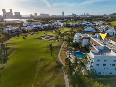 Plano de Golf Course View Apartment in Mazatlan