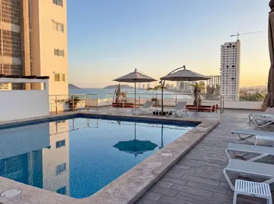 Plano de Apartment for 8 behind el malecon with a pool