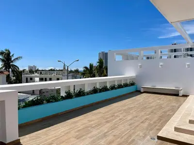 Plano de Ideal para parejas Loft con alberca & Zona Dorada