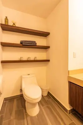 Plano de Spacious Apartment with Pool & BBQ Area