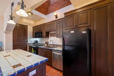 Una cocina o zona de cocina en Welcome to Casa Sonrisas, charming and peaceful