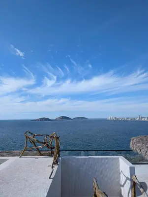 Paisaje cerca de este apartahotel