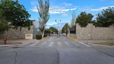 El barrio de los alrededores o un barrio cerca de este apartamento