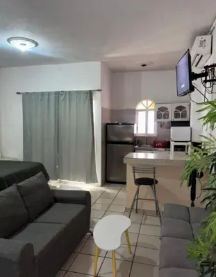 Plano de Suite 8 de dos camas con cocina y balcon Zona Dorada a pocos pasos de la playa No contamos con estacionamiento