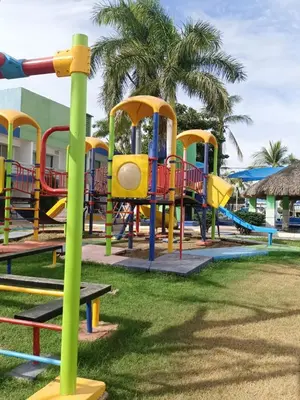 Zona de juegos infantil en Hotel York